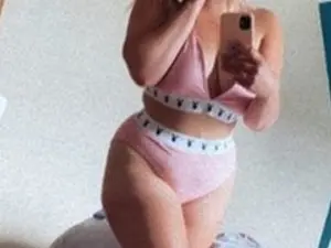 Streamate Live Sex Cam of QueenKittyxoox