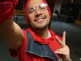 Streamate Nude Webcam of Xsuee