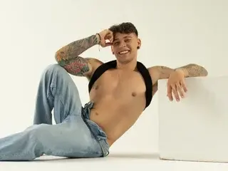 Streamate Live Sex of MatteoSantino