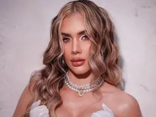 Streamate Sex Cam of Ana_Saenz