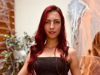 Streamate Adult Webcams of Laura_Bonnet