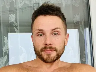 Streamate Free Porn Cam of MartinBrandon25