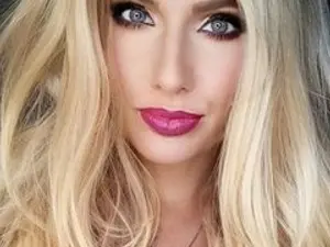 Streamate Best live sex cam show of Tankerbell822