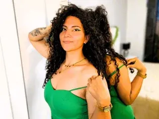 Luna_Montoya from streamate