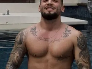 Streamate Free Porn Cam of GreenDylan