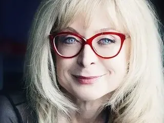 NinaHartley from streamate