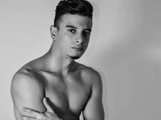 Streamate Sex Chat of MaximoBenetti