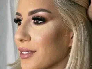 Streamate Private Sex Chat of Lannie