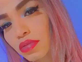 Streamate Nude Webcam of Nikitasexyhot