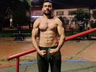 Streamate Watch Live Sex Cams of greeneyesmuscle