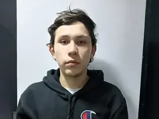 Streamate Live Sex Cam of Naugthyhardsexboy