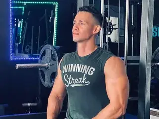 Streamate Watch Live Sex Cams of CristhianWolf