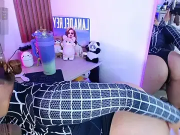 Stripchat Live Sex of Charlotte_Jones__