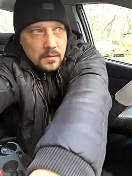 DanielOhCool from stripchat