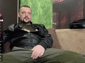 Stripchat Free Porn Cam of DanielOhCool