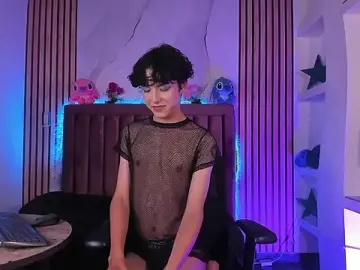 Stripchat Watch Live Sex Cams of SthepanodiMonaco