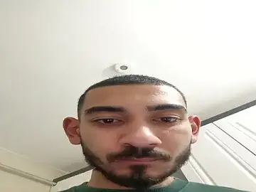 Stripchat Nude Webcam of rzgaronlinq