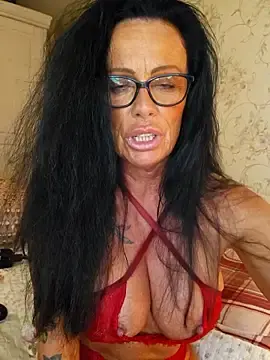 Stripchat Live Porn of Misses-Cougar