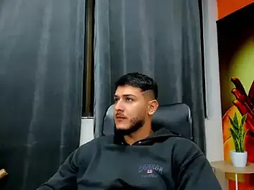 Stripchat Adult Webcams of jasonshaw25