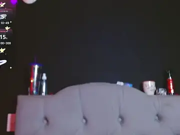 Stripchat Sex Cam of Red-moon1