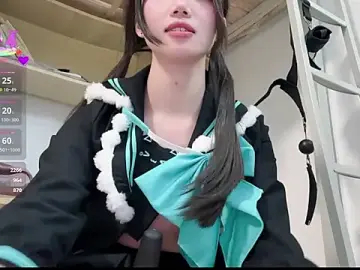 Stripchat Sex Cam of Yiyi-707