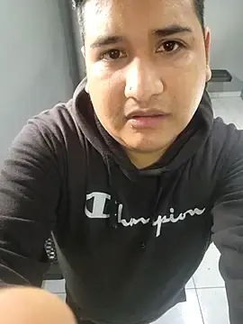 bebecito2780 from stripchat