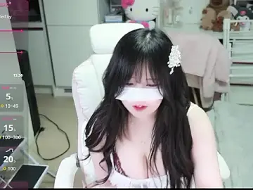 Stripchat Free Porn Cam of kimhyeona2005