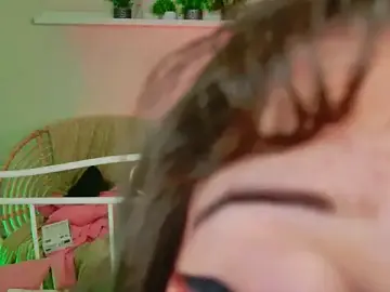 Stripchat Nude Webcam of kamila_blush