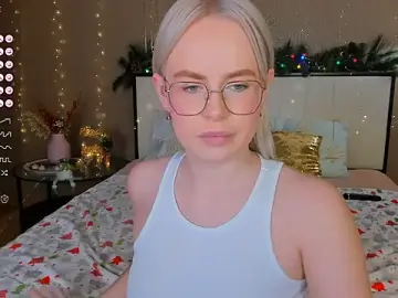 Stripchat Free Porn Cam of bellatip