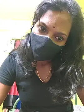 Stripchat Free Porn Cam of Honey_rosetamil