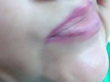 Stripchat Free Porn Cam of Kerly_Doll