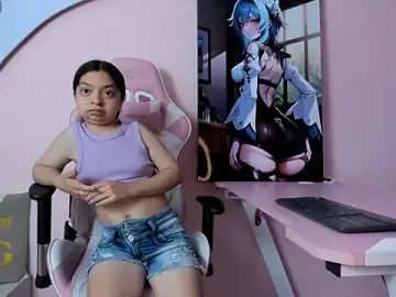 Stripchat Nude Webcam of CharlotteMuller