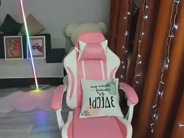 Queen_baby from stripchat