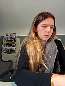 Stripchat Live Sex Cam of lucie_mehott