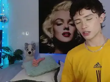 Stripchat Best Webcam of maxiy_001