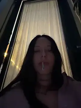 Stripchat Live Sex Cam of BellaGiaxx