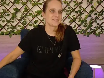 Chantalee from stripchat