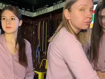 Stripchat Best live sex cam show of dirtypub