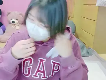 Stripchat Adult Webcams of _usya_2525