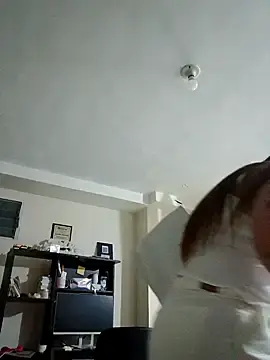 Stripchat Live Sex Cam of miss_berlyn