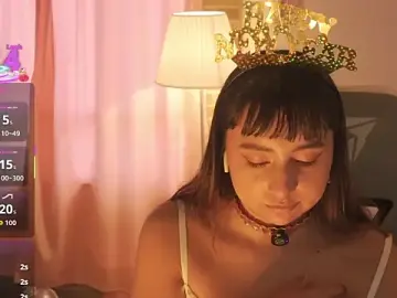 Stripchat Free Live Porn of EmmitaGarcia