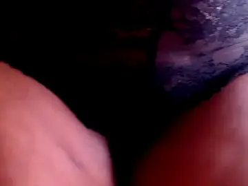 Stripchat Adult Webcams of Silkytitss