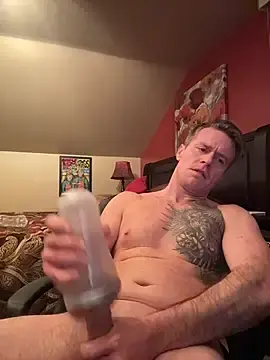 Stripchat Nude Webcam of DILFiGuess1