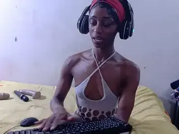 Nikistickyxx25 from stripchat