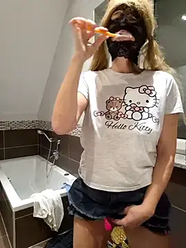 Stripchat Sex Chat of NaughtyCatgirl