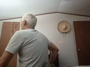 Stripchat Watch Live Sex Cams of Xoc8_