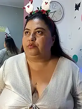 Stripchat Nude Webcam of curvy_diva_