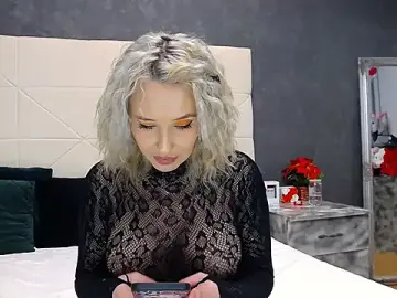 Stripchat Best live sex cam show of IssaSmith