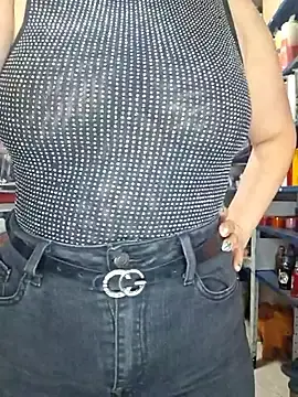 Niidia from stripchat