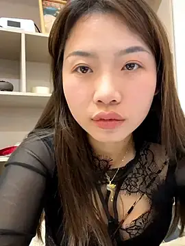 Stripchat Live Sex Cam of GYYoo